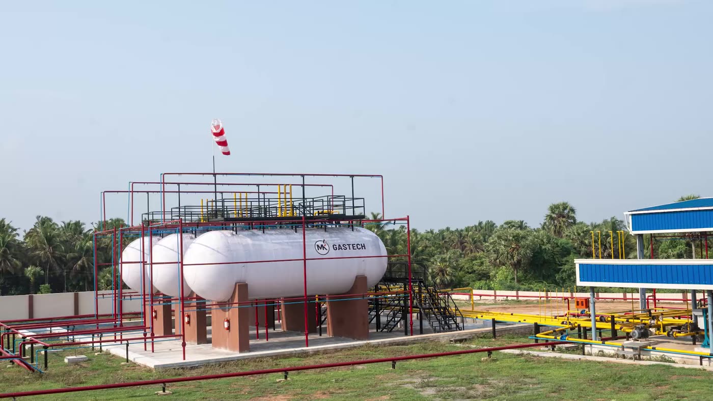 Bulk LPG storage vessels and pipework at the plant